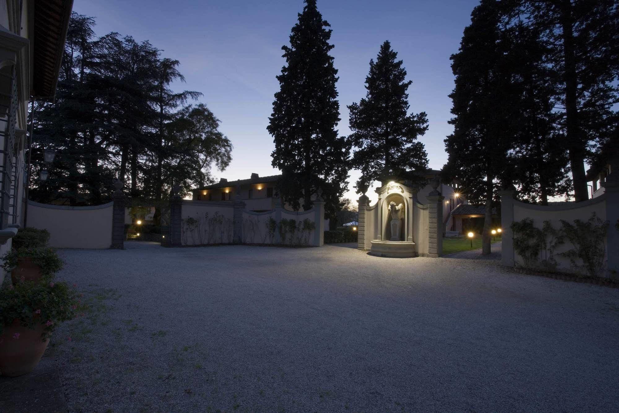 Unahotels Poggio Dei Medici Toscana Scarperia Ngoại thất bức ảnh